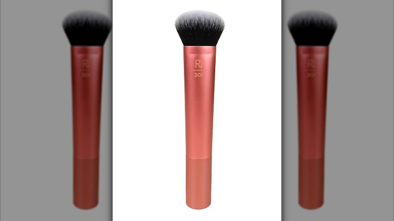 Real Techniques Expert Face foundation brush 