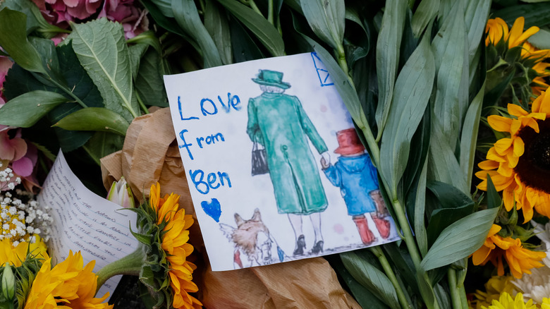 A child's drawing in tribute to Queen Elizabeth II