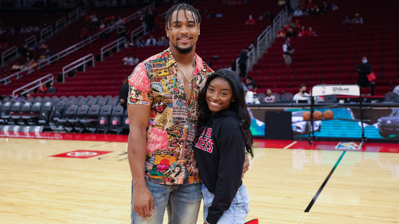 Jonathan Owens and Simone Biles basketball court