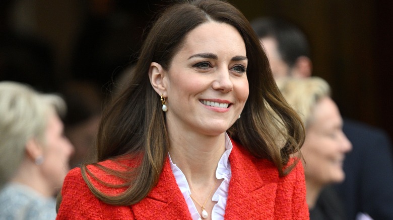 Kate Middleton wearing earrings