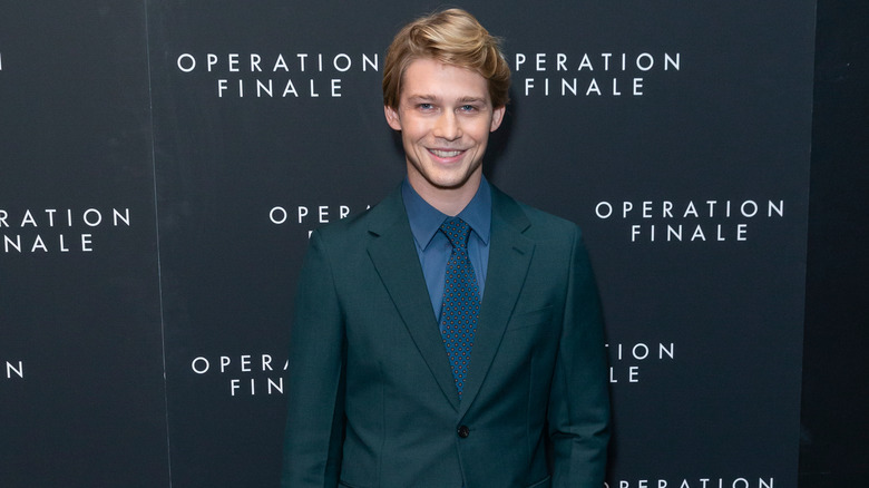 Joe Alwyn at an event