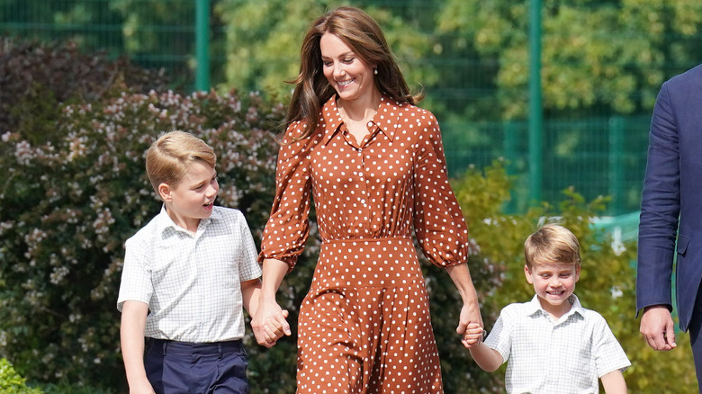 Kate Middleton with her children