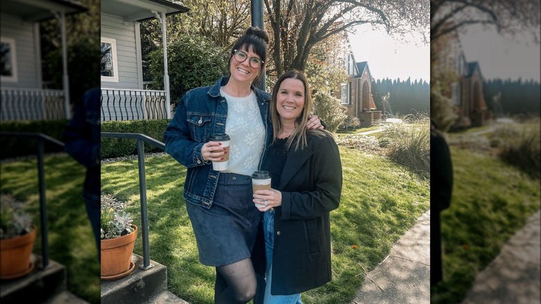 Lyndsay Lamb, Leslie Davis smiling outdoors