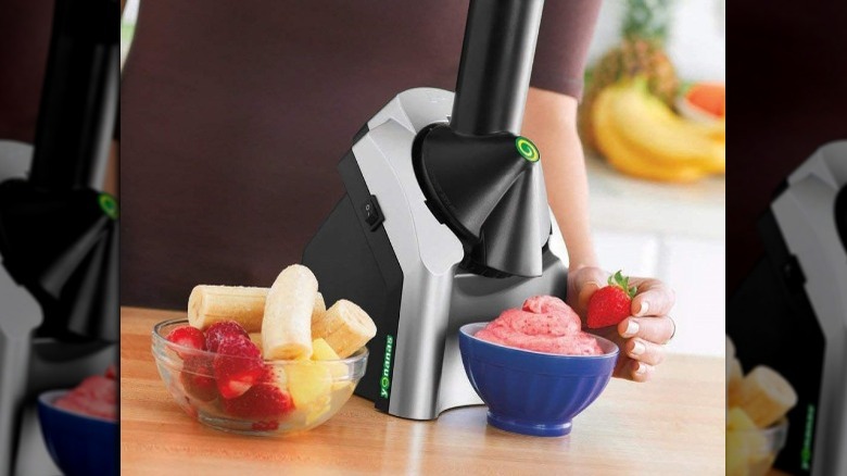 Yonanas 902 Classic Original Healthy Dessert Fruit Soft Serve Maker