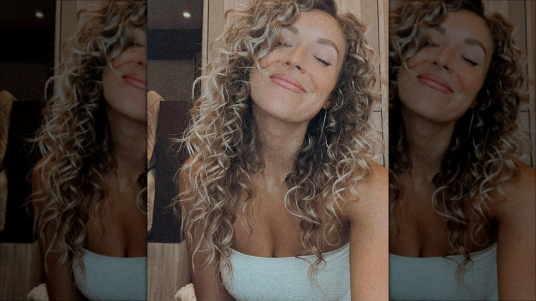 Alexa PenaVega smiling in selfie