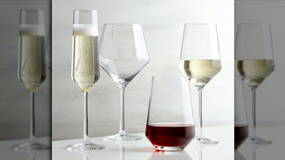 Wine glasses, a 2020 holiday gift every woman is dying to unwrap this year