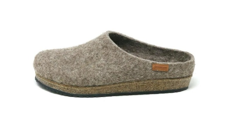 Fuzzy gray wool clog