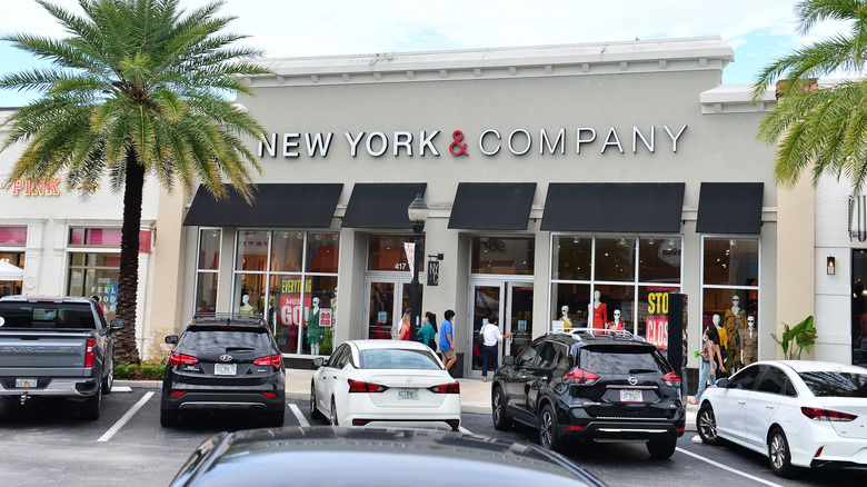 New York & Company store in Florida