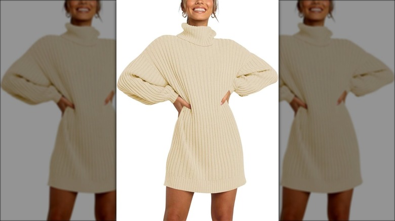 oversized turtleneck sweater
