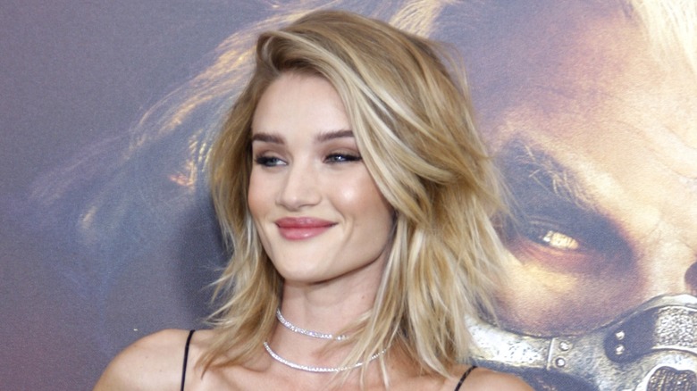 Rosie Huntington-Whiteley with layered hair