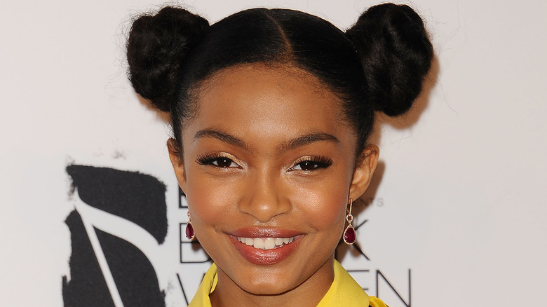 Yara Shahidi wearing space buns