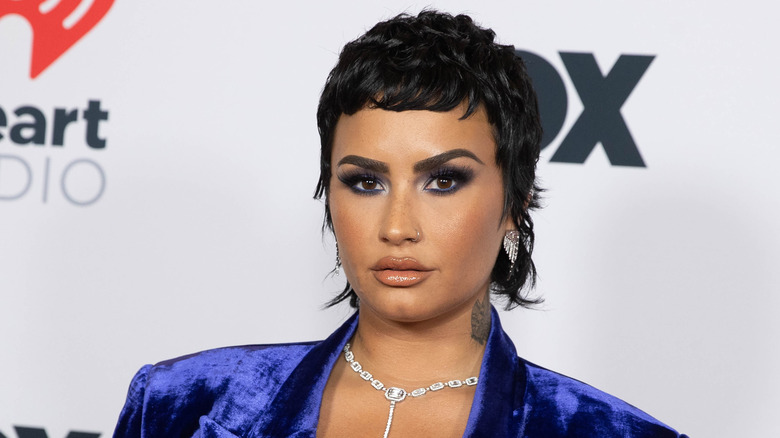 Demi lovato mullet 