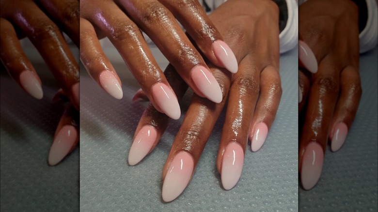 Ombre dip powder nails