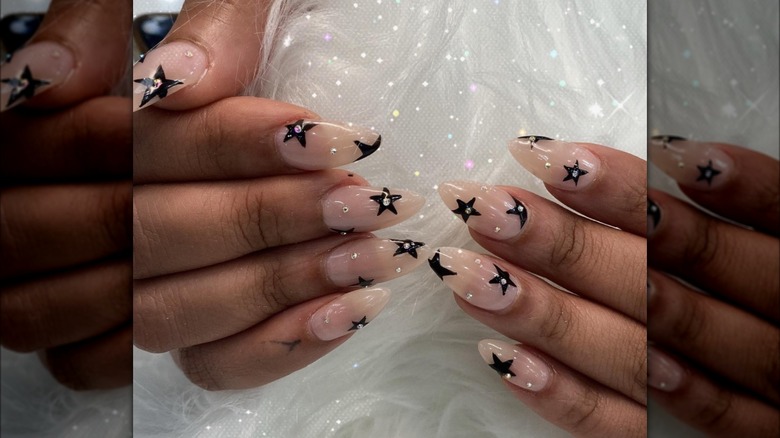 bejeweled black star nail set