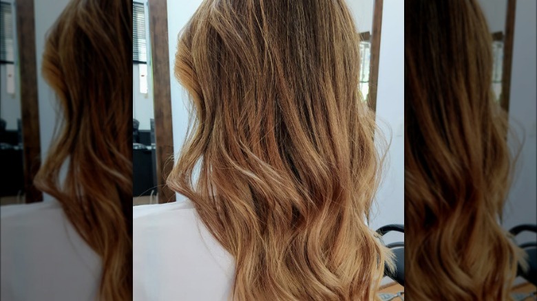 Honeycomb bronze hair with waves