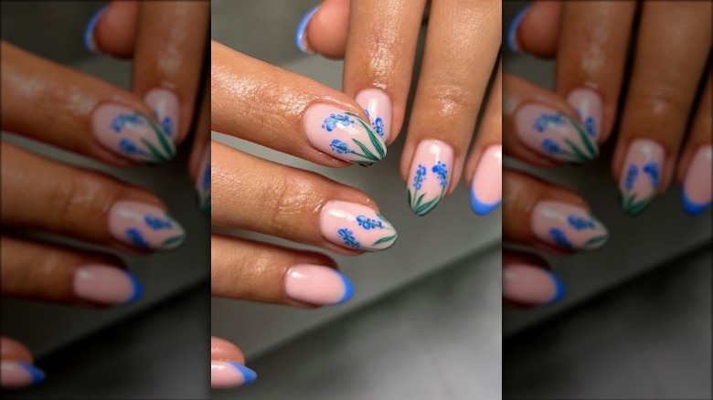 blue flower nail art