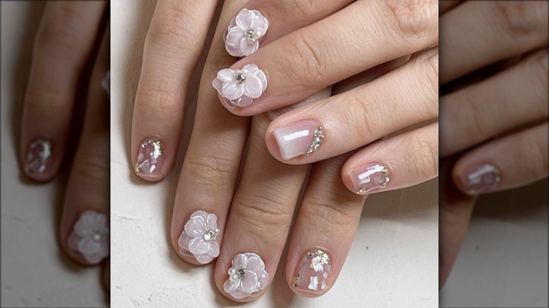 rhinestone flower nail art 