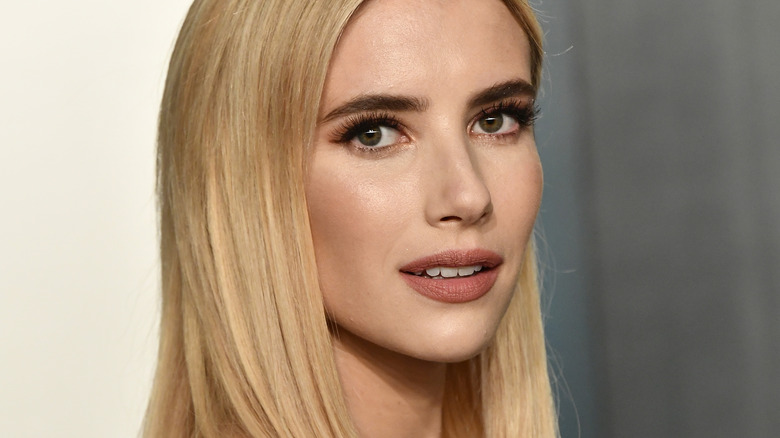 Emma Roberts' blond hair