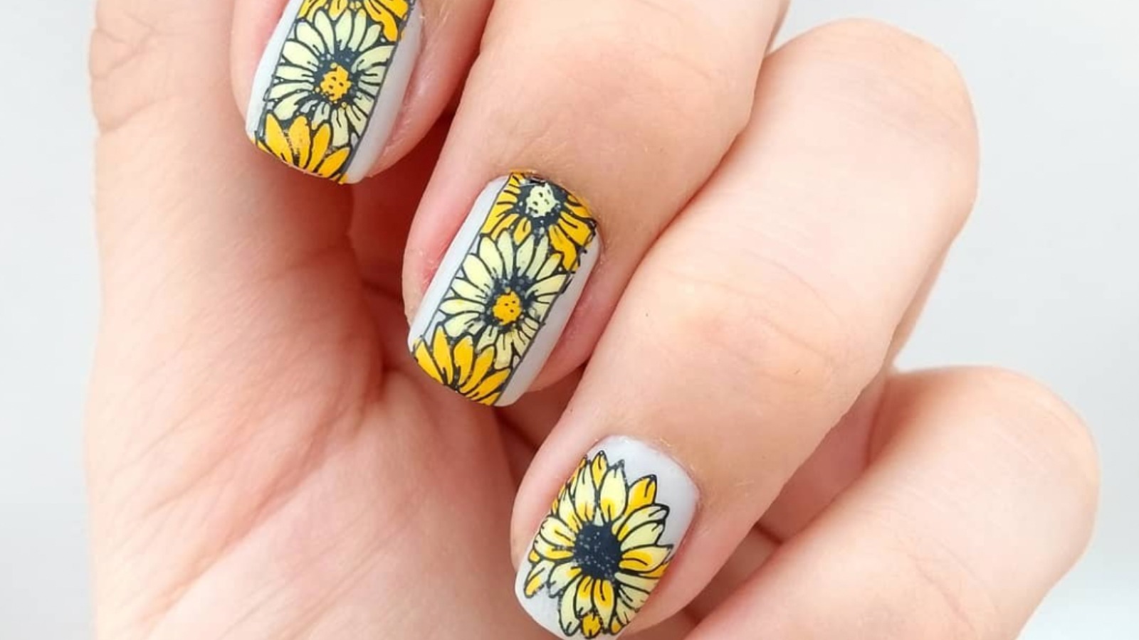 Sunflower Nail Art | Fall Gel Polish Nail Design for 2020 | KoKo and Claire  - YouTube