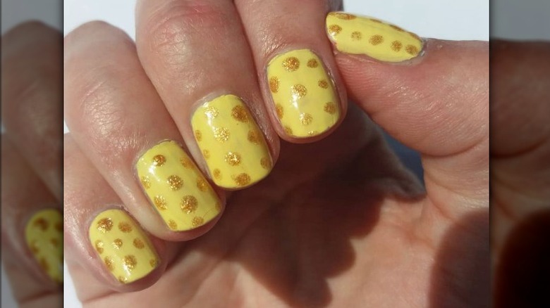 yellow polka dot nail art