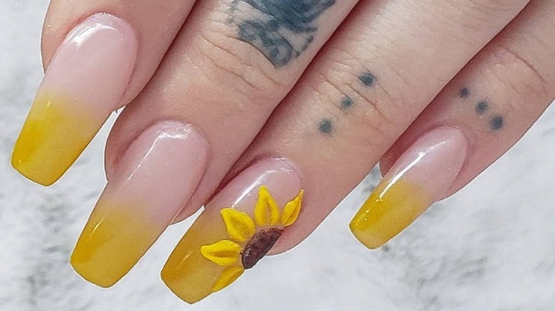 Sunflower nail art