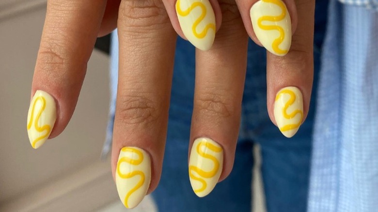 yellow nail art