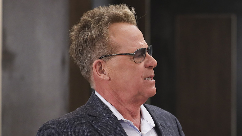 Kin Shriner as Scott Baldwin