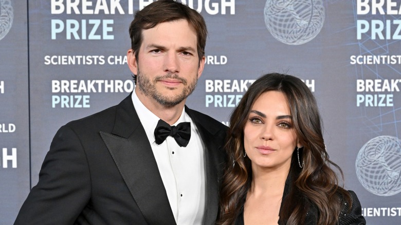 Ashton Kutcher and Mila Kunis on the red carpet