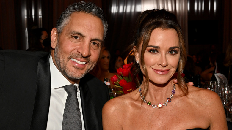 Mauricio Umansky and Kyle Richards smiling