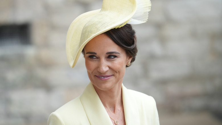 Pippa Middleton in elegant yellow hat