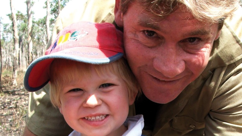 Steve Irwin Robert Irwin smiling 2006