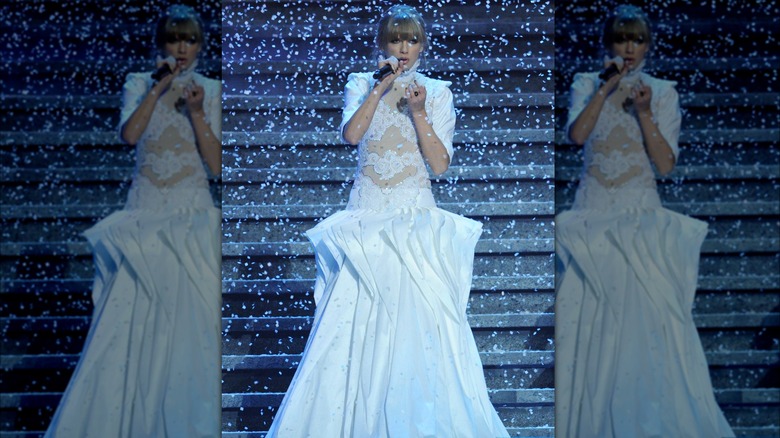 Taylor Swift wearing white gown