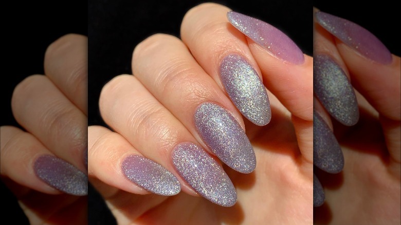 velvet purple-gray glitter nails