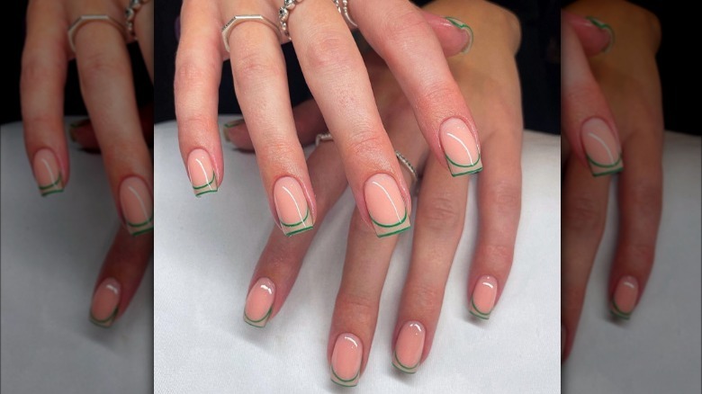 Green-lined French manicure 