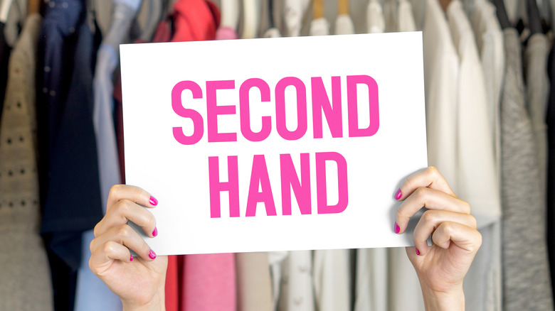 secondhand clothes