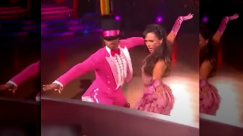 J.R. Martinez and Karina Smirnoff on Dancing with the Stars