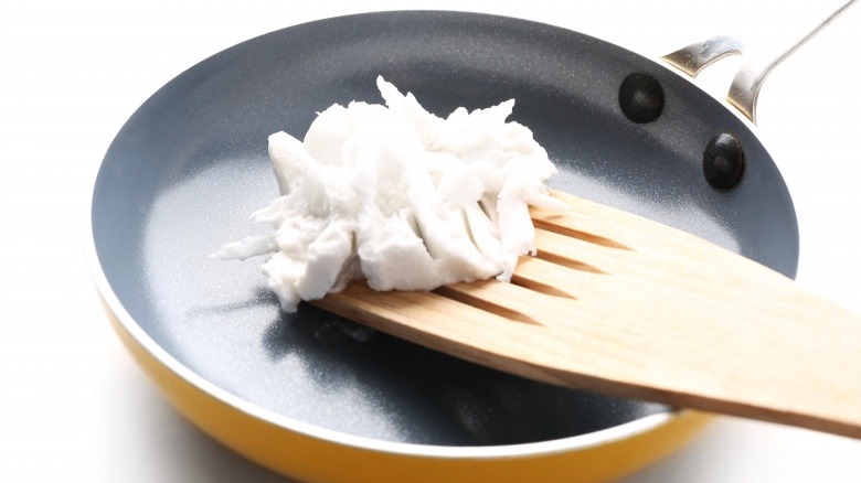 coconut oil for cooking pan