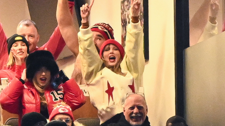 Jason Kelce behind Taylor Swift at Chiefs playoff game