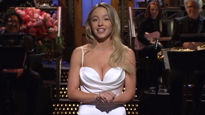 Sydney Sweeney hosting SNL