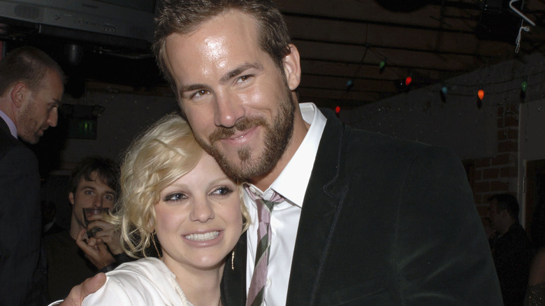 Anna Faris and Ryan Reynolds from 2005 Just Friends promotion