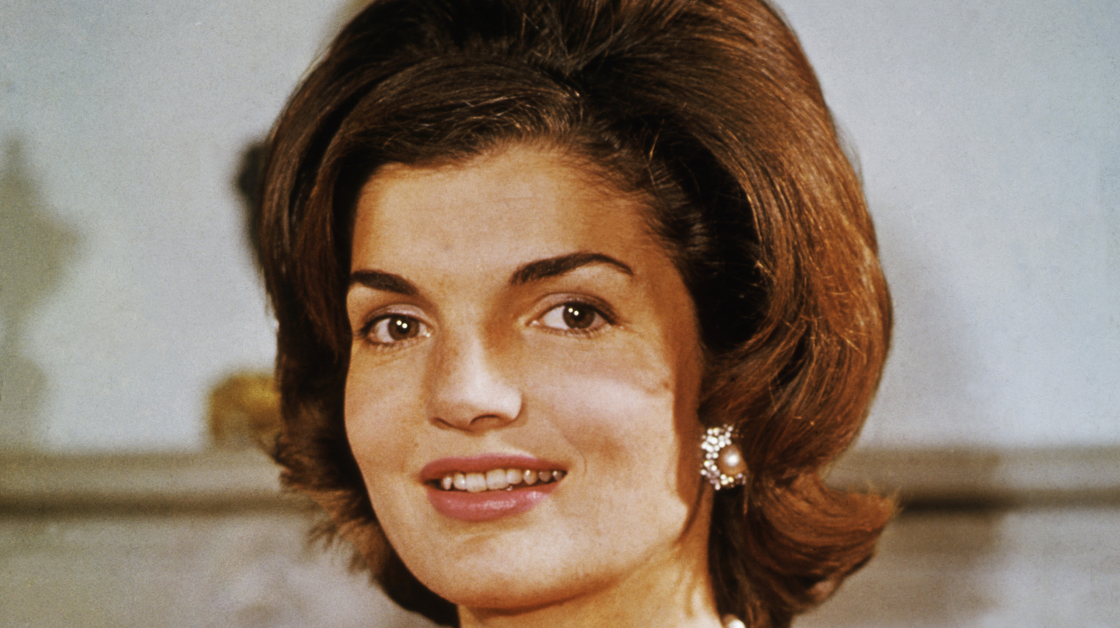 A Look At The Time Jackie Kennedy Took Alec Baldwin On A Date 