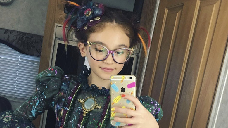 Anna Cathcart dressed as Descendants' Dizzy