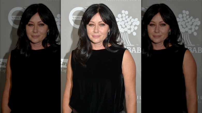 Shannen Doherty smiling