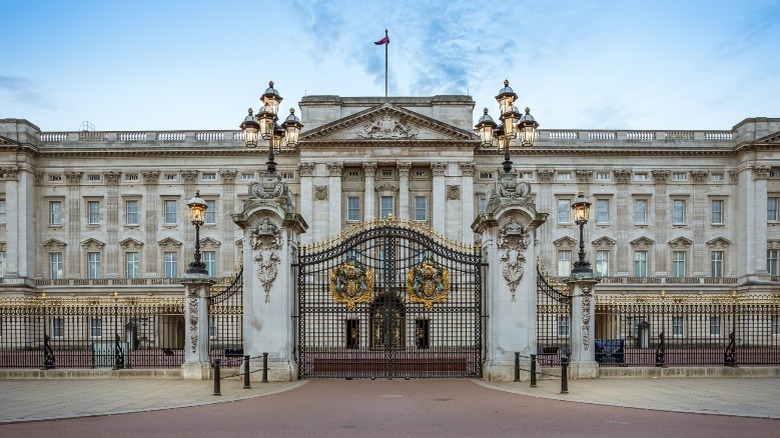 Buckingham Palace 