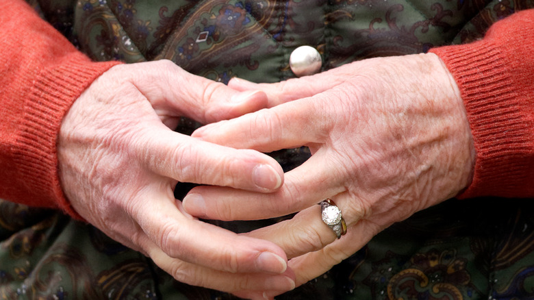 Queen Elizabeth engagement and wedding rings