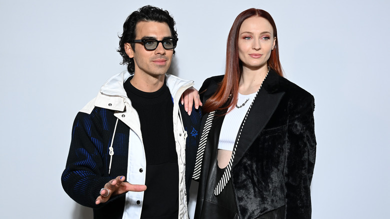 Sophie Turner and Joe Jonas posing for photos