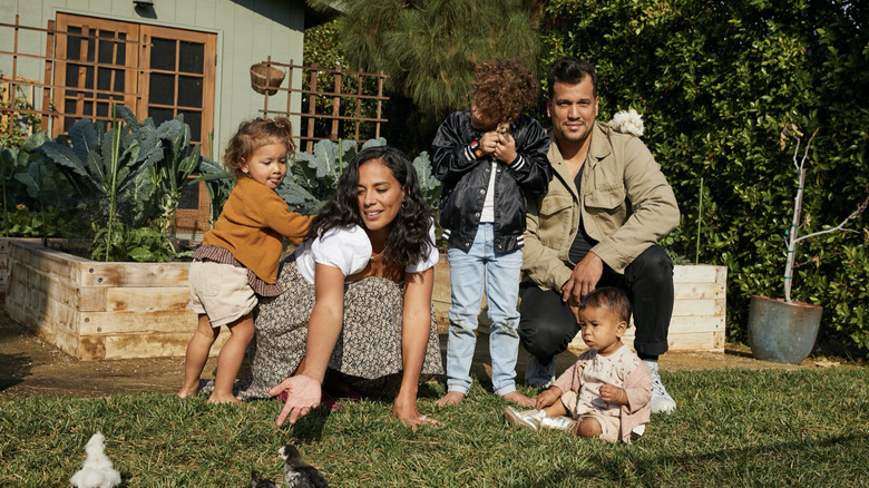 Abner Ramirez and Amanda Sudano with kids 