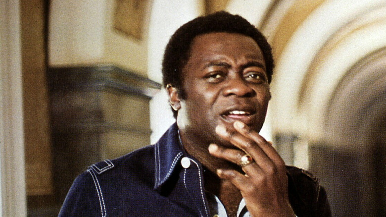 Yaphet Kotto posing