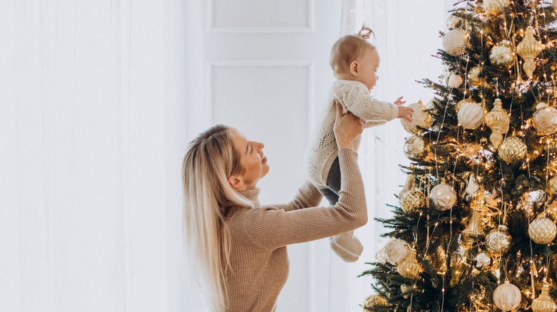 baby and mom Christmas