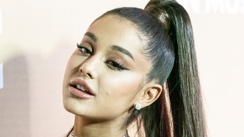 Ariana Grande close up